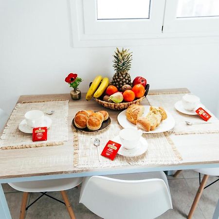 Floresita Apartment Fira  Dış mekan fotoğraf